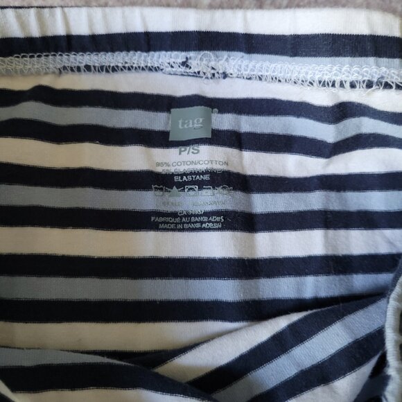 BCBG MaxAzria + tag bodycon skirts - Picture 4 of 4